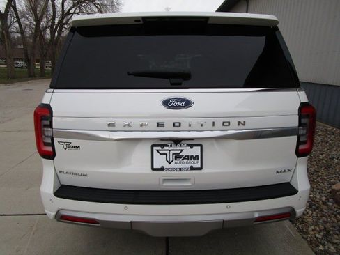 Used 2022 Ford Expedition Max Platinum AWD/4WD image 6