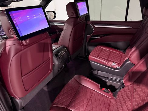 New 2026 Cadillac Escalade Luxury w/ Touring Package image 46