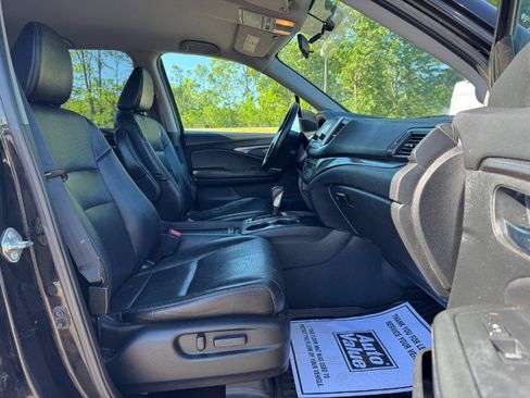 Used 2017 Honda Ridgeline RTL image 18