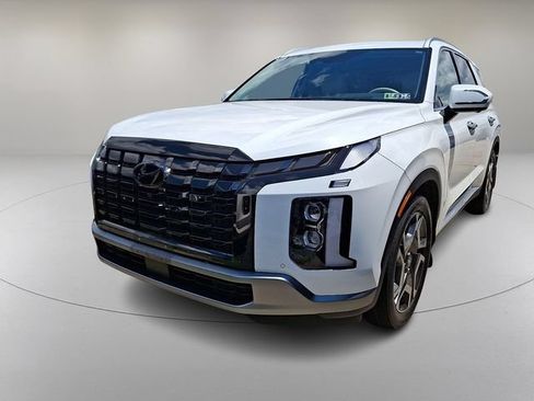 Used 2023 Hyundai Palisade Limited w/ Cargo Package AWD/4WD image 3