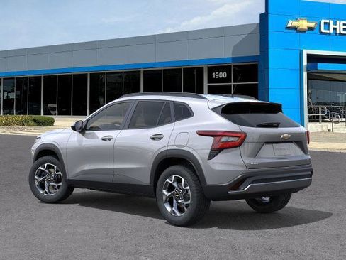 New 2026 Chevrolet Trax LT w/ Driver Confidence Package image 3