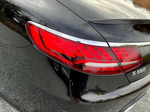 Used 2018 Mercedes-Benz S 560 4MATIC Coupe image 26