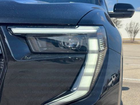 New 2026 GMC Acadia Elevation w/ Black Edition FWD image 10