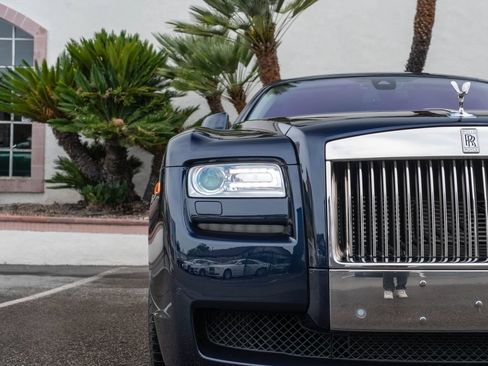 Used 2013 Rolls-Royce Ghost RWD image 42