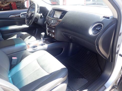 Used 2013 Nissan Pathfinder SL w/ Trailer Tow Pkg AWD/4WD image 30