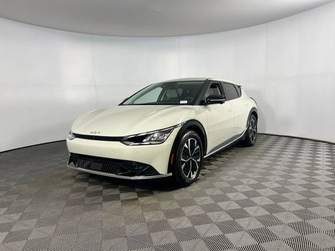 Used 2023 Kia EV6 Wind w/ Wind Technology Package image 11