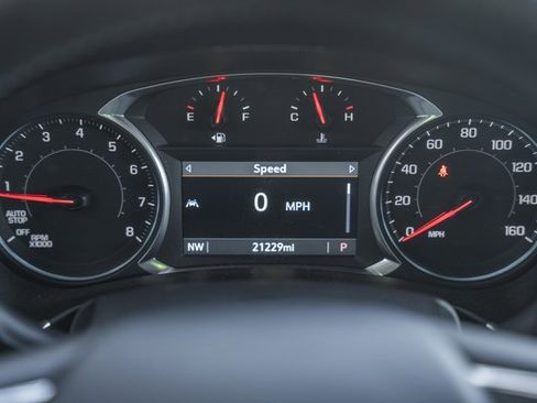 Used 2021 Chevrolet Equinox Premier image 46