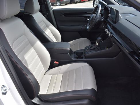 Used 2025 Honda CR-V Sport Touring image 15