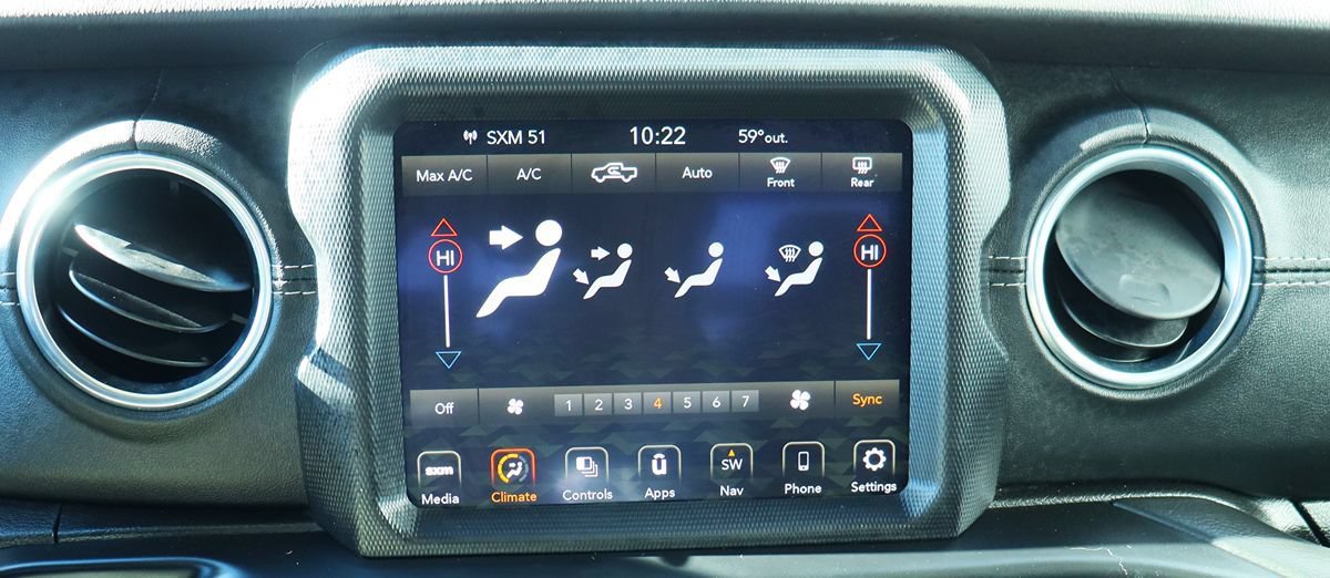 Used 2021 Jeep Gladiator Overland w/ Popular Equipment Package AWD/4WD image 59