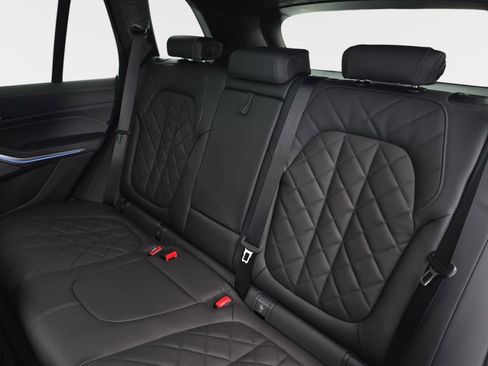 New 2026 BMW X5 xDrive50e image 14