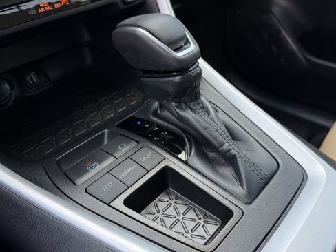 Used 2025 Toyota RAV4 XLE Premium FWD image 18