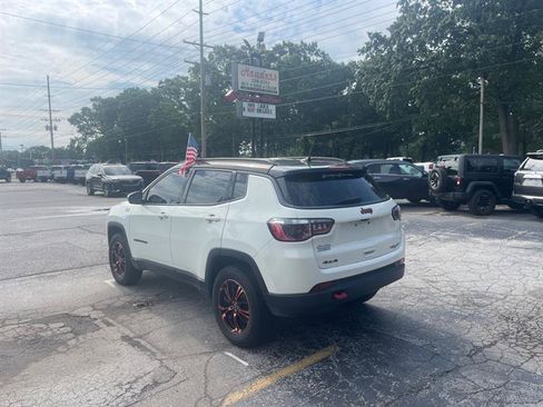 Used 2019 Jeep Compass Trailhawk AWD/4WD image 7