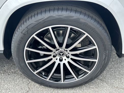 New 2026 Mercedes-Benz GLS 450 4MATIC image 24