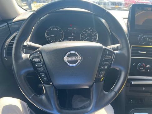 Used 2024 Nissan Armada SV AWD/4WD image 19