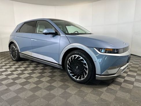 Used 2023 Hyundai Ioniq 5 Limited image 2