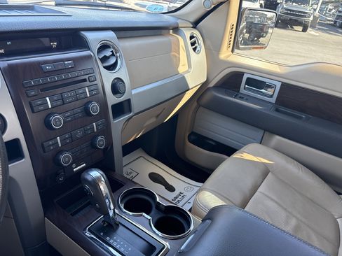 Used 2012 Ford F150 Lariat w/ Lariat Chrome Pkg image 26