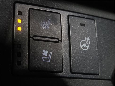 Used 2023 Lexus IS 350 F Sport image 22