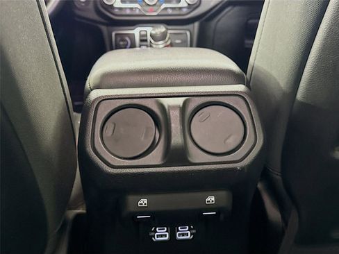 Used 2021 Jeep Gladiator Rubicon w/ Safety Group image 23