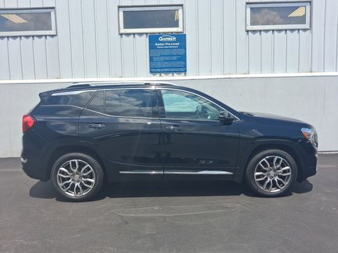 Used 2023 GMC Terrain Denali w/ LPO, Floor Liner Package AWD/4WD image 9