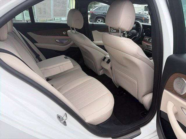 Used 2022 Mercedes-Benz E 450 4MATIC Sedan image 14