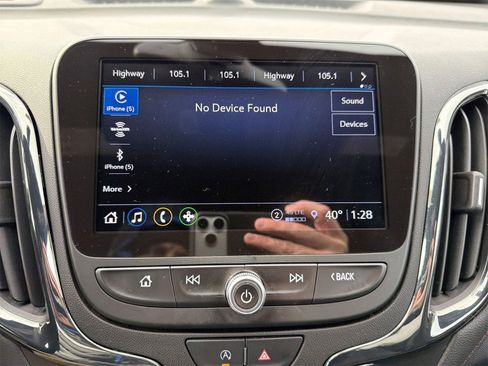 Used 2023 Chevrolet Equinox RS image 13