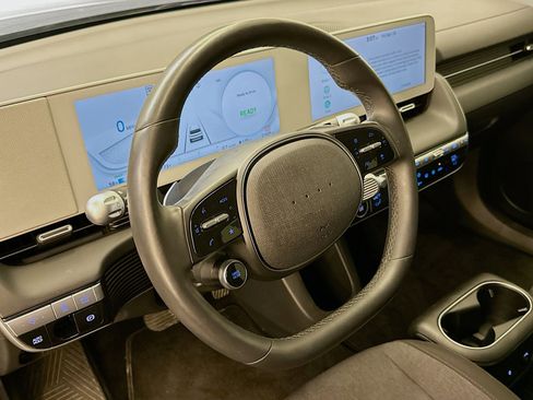 Used 2024 Hyundai Ioniq 5 SEL AWD/4WD image 18