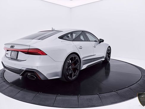 Used 2025 Audi RS 7 Performance AWD/4WD image 15