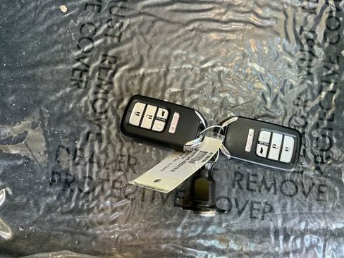 Certified 2019 Honda Pilot Touring image 29