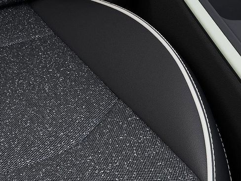 New 2025 Kia K4 GT-Line w/ GT-Line Sunroof Package image 24