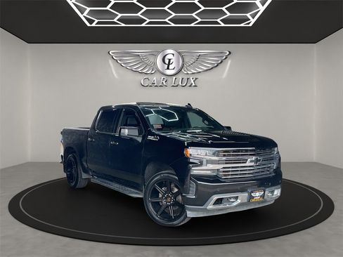 Used 2019 Chevrolet Silverado 1500 High Country w/ Technology Package image 8