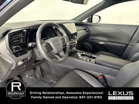 Used 2025 Lexus RX 350 Premium w/ Convenience Package AWD/4WD image 5
