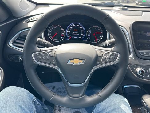 Used 2023 Chevrolet Malibu LT image 11