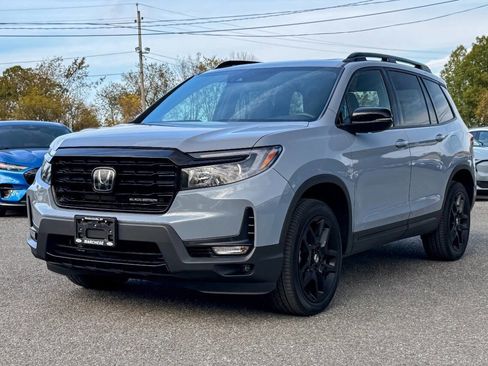 Used 2024 Honda Passport Black Edition image 7