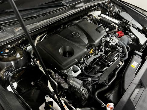 Certified 2024 Toyota Camry SE image 10