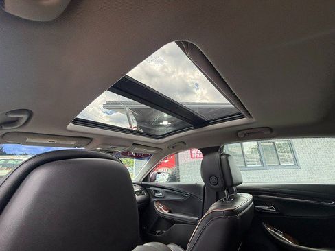 Used 2014 Chevrolet Impala LTZ FWD image 13