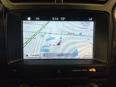 Used 2018 Ford Explorer XLT w/ Equipment Group 202A image 25