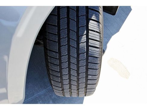 Used 2019 Toyota Tacoma TRD Sport image 29