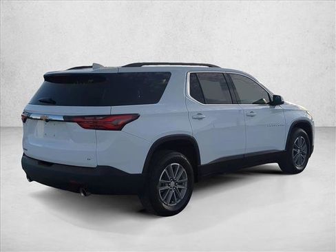 Used 2023 Chevrolet Traverse LT FWD image 5