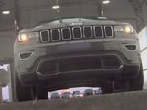 Used 2021 Jeep Grand Cherokee Limited image 12