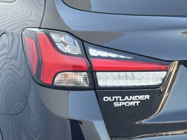 Used 2024 Mitsubishi Outlander Sport ES AWD/4WD image 6