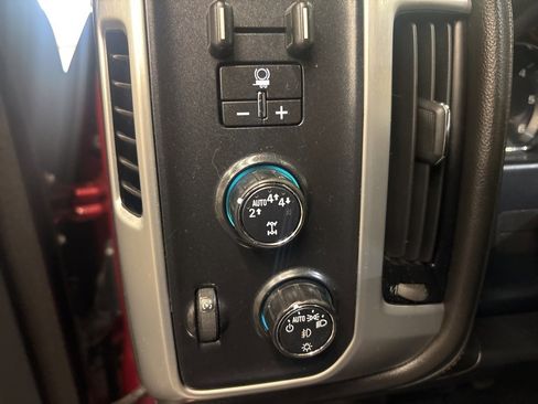 Used 2018 GMC Sierra 1500 SLT w/ SLT Premium Package image 14