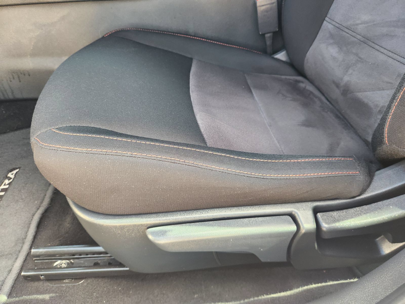 Used 2024 Nissan Sentra SR FWD image 24