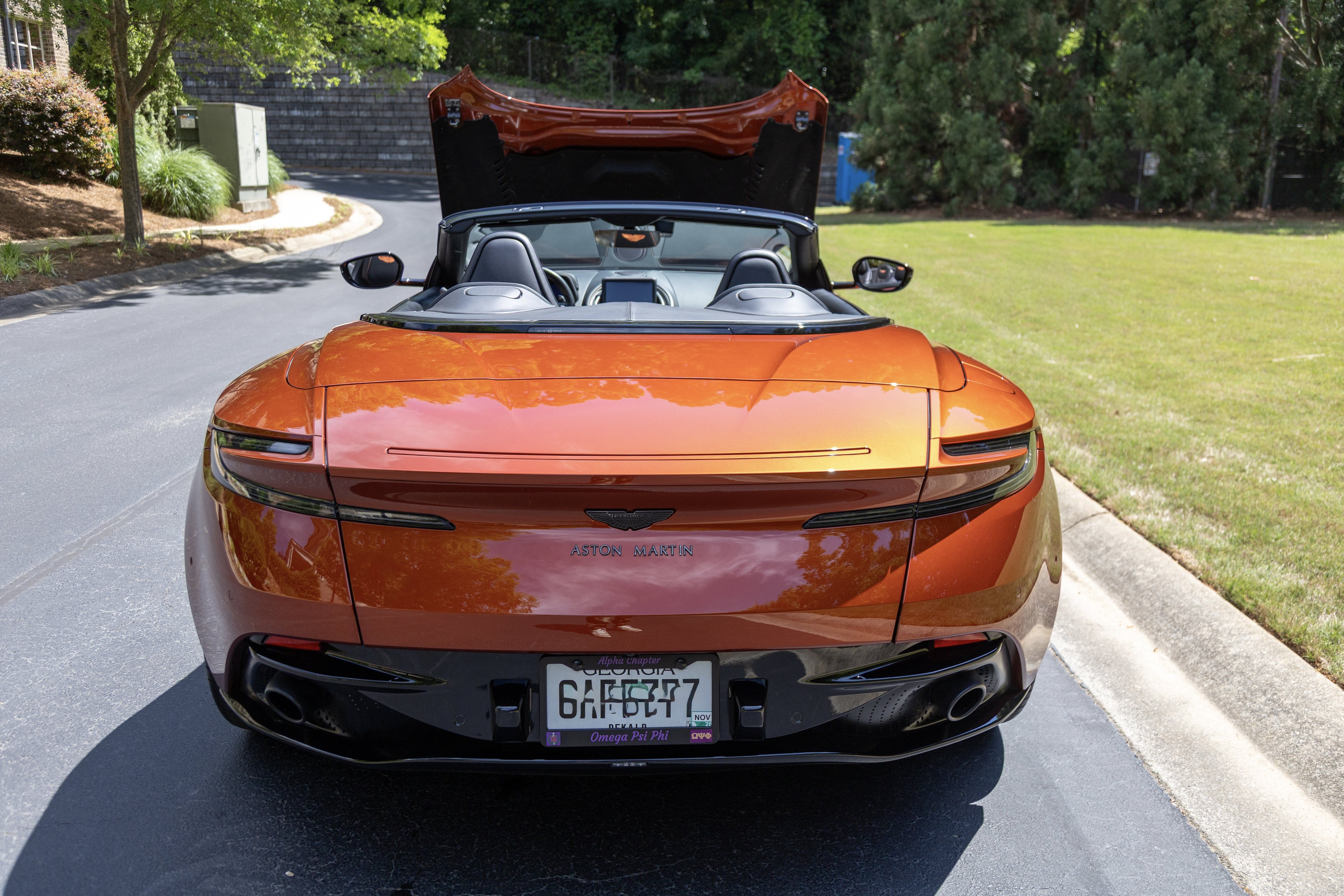 Used 2021 Aston Martin DB11 Volante RWD image 57