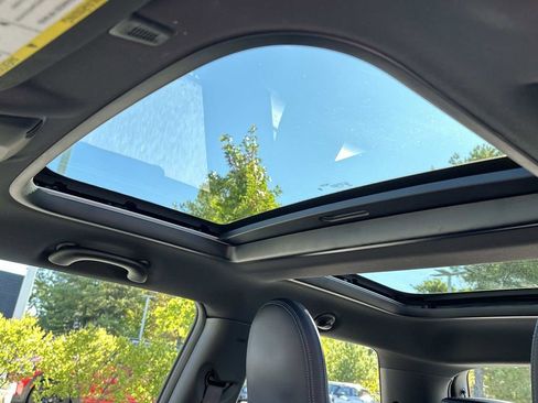 Used 2025 MINI Cooper S image 23