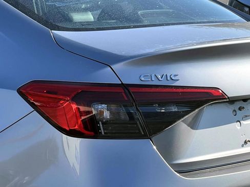 Certified 2022 Honda Civic Sport image 8