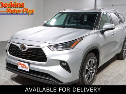 Used 2021 Toyota Highlander XLE