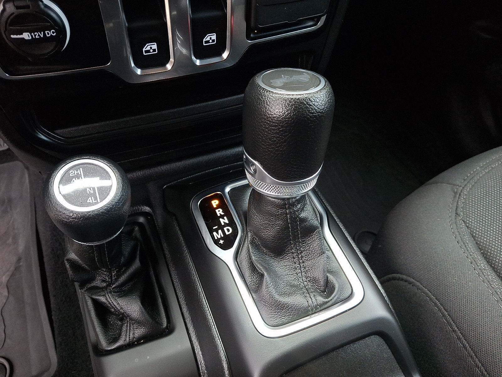 Certified 2023 Jeep Wrangler Sport AWD/4WD image 15