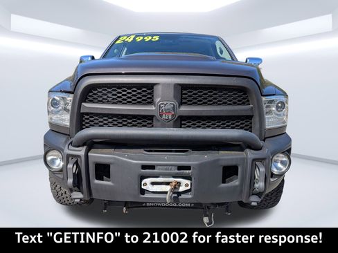 Used 2017 RAM 1500 Laramie w/ Convenience Group image 10