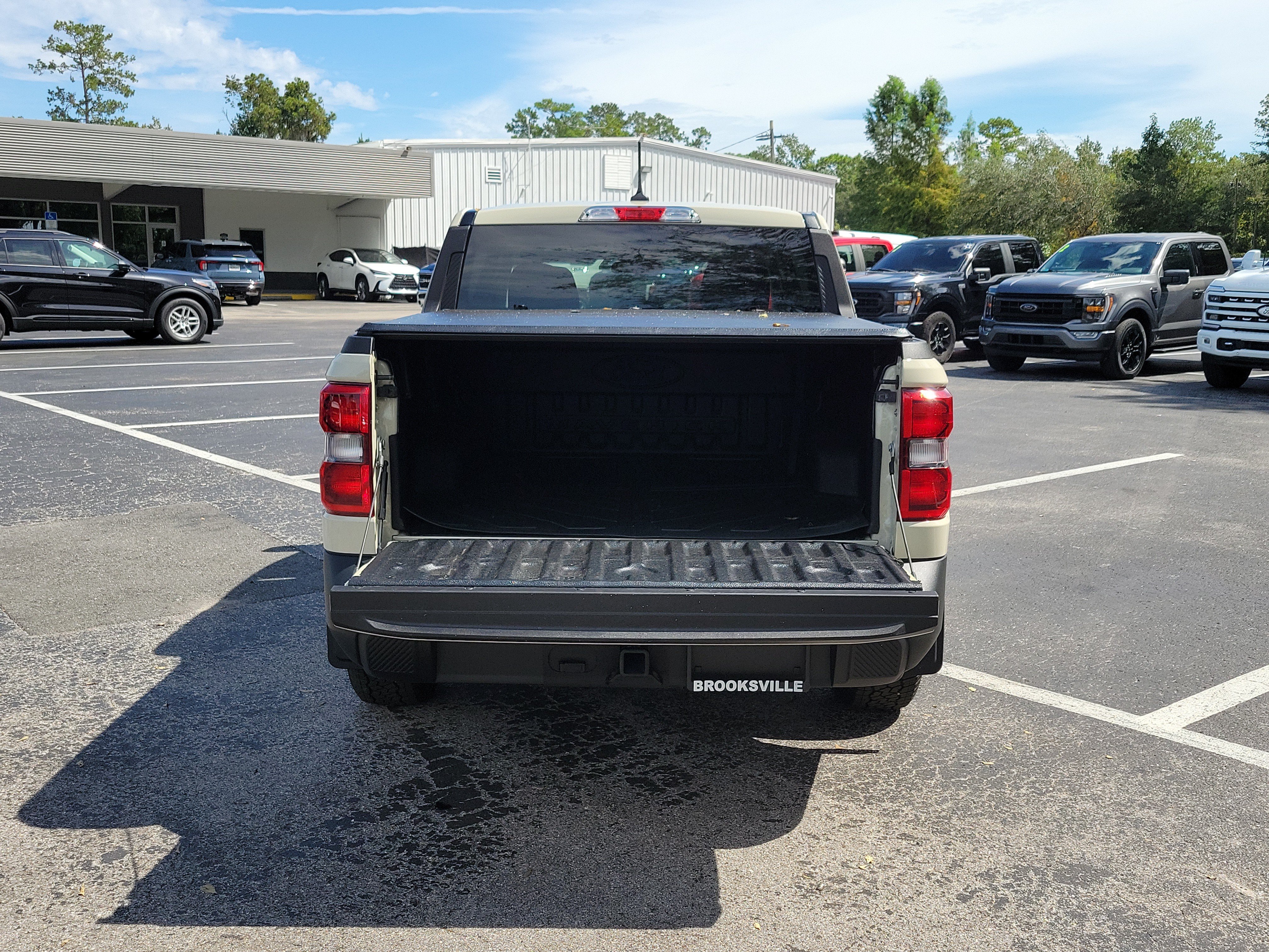 Used 2024 Ford Maverick Tremor w/ Tremor Off-Road Package AWD/4WD image 7