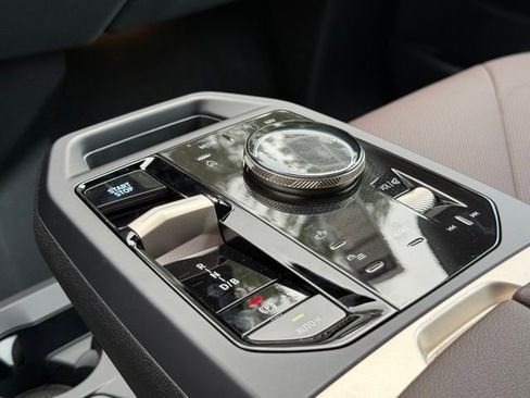 New 2026 BMW iX xDrive45 image 23